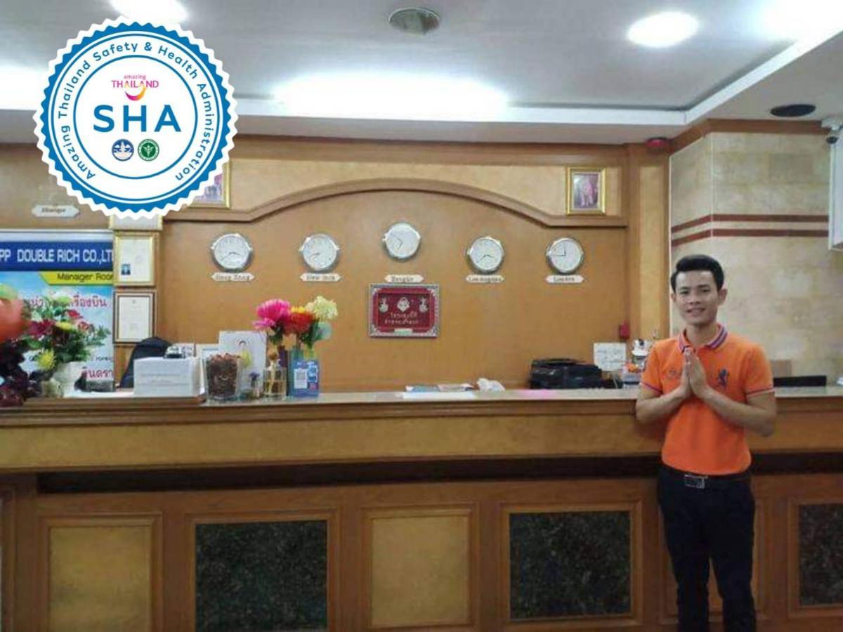 Submukda Phoomplace Hotel Mukdahan Buitenkant foto