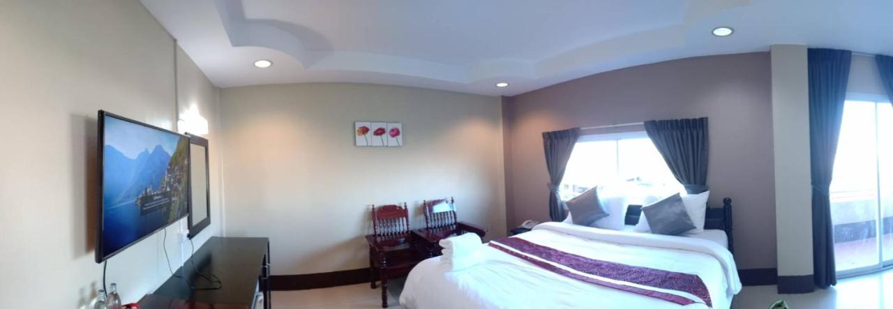 Submukda Phoomplace Hotel Mukdahan Buitenkant foto