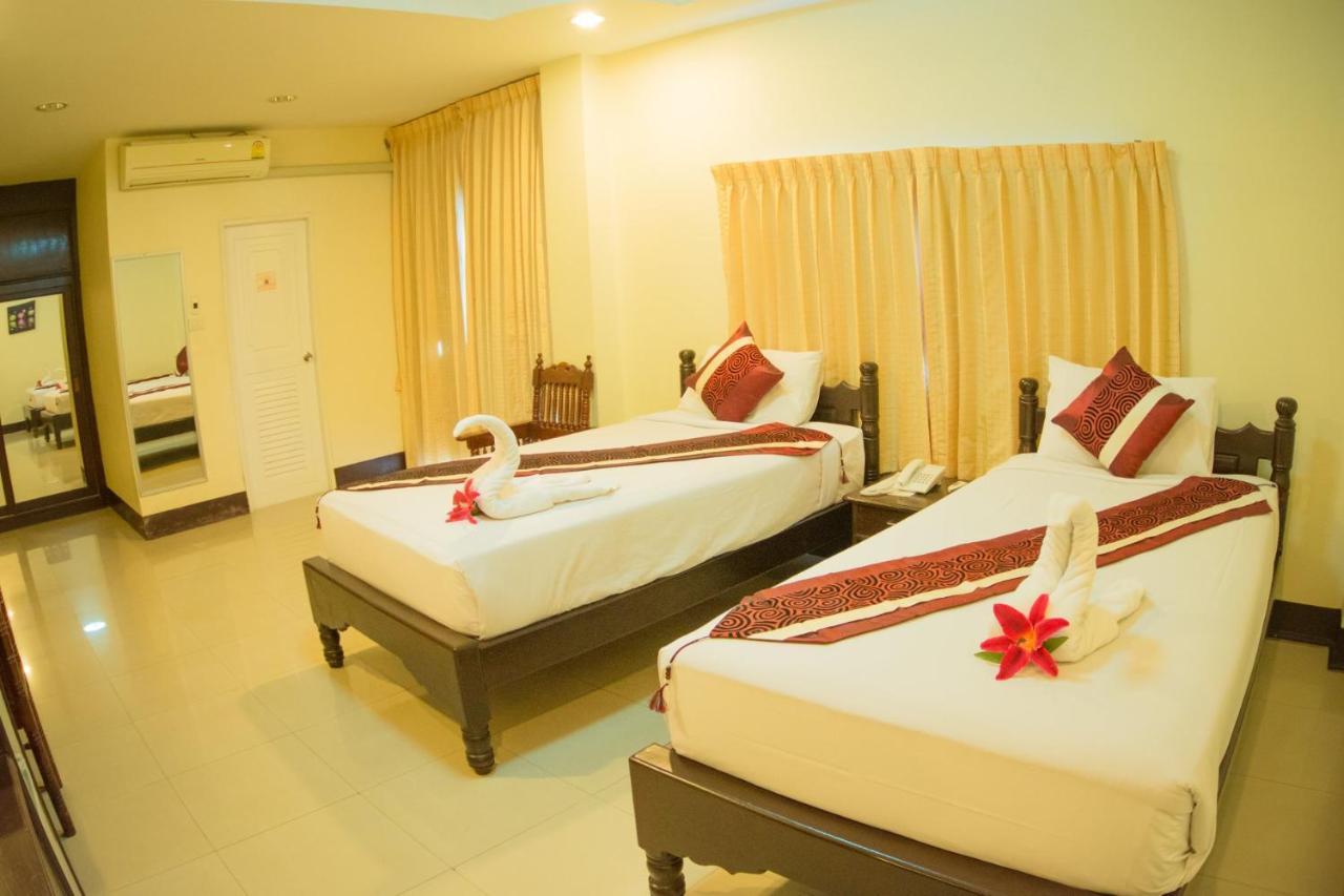 Submukda Phoomplace Hotel Mukdahan Buitenkant foto