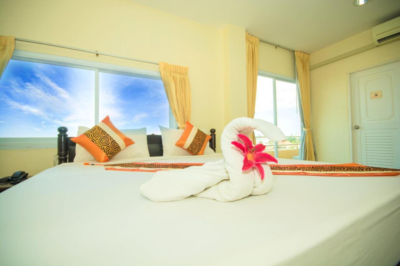 Submukda Phoomplace Hotel Mukdahan Buitenkant foto